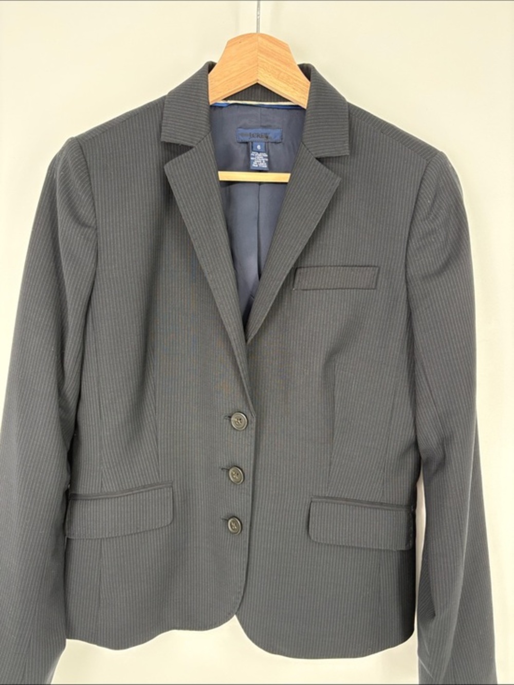 🍔 J. Crew wool navy Pinstripe Blazer